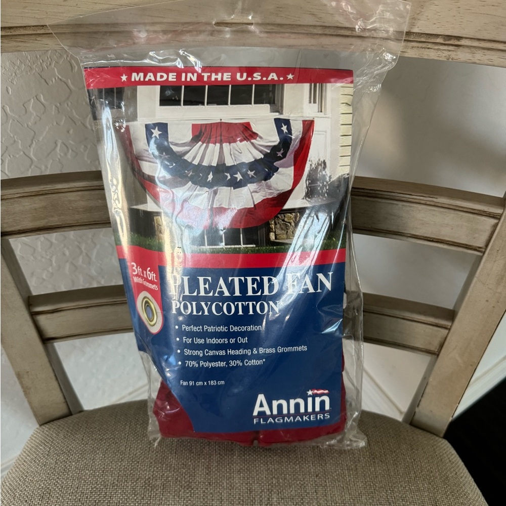 Annin 3 ft x 6 ft Pleated Fan~ Red, White, & Blue~ Patriotic USA~ NEW!!!